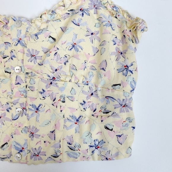 NEW Gianni Bini Floral Pastel Yellow Ruffle Neckline Chiffon Cropped Top Medium - Picture 5 of 11
